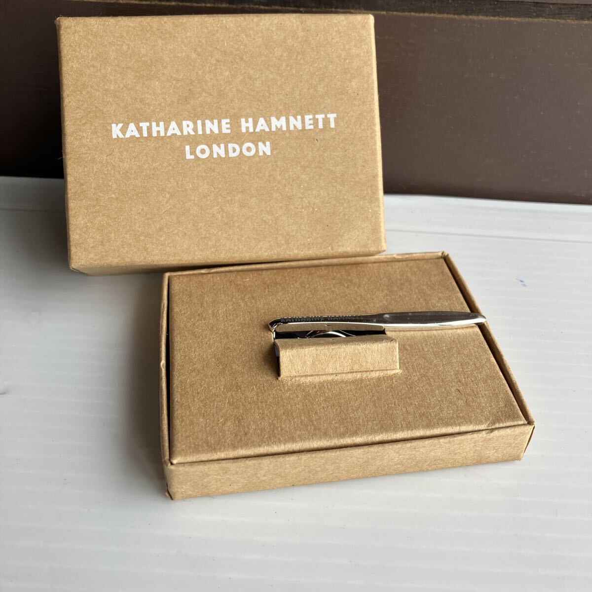 キャサリンハムネットロンドン ネクタイピン タイピン KATHARINE HAMNETT LONDON 未使用に近い＆目立った傷や汚れなし