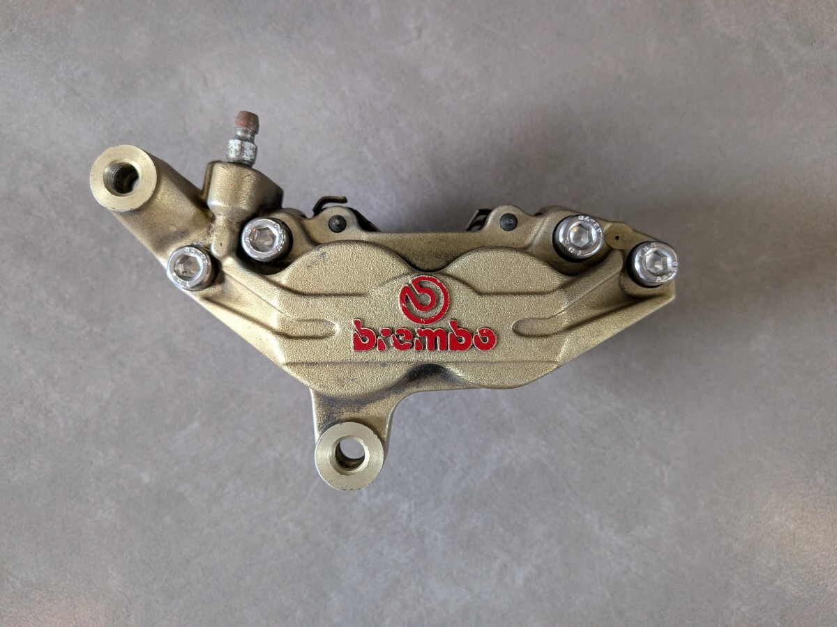 XJR400　純正　ブレンボ　brembo　キャリパー　左側のみ　ヤマハ　中古　B-Y-008