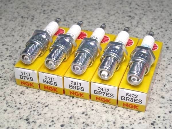 ★スパークプラグ B8ES １本・追加ＯＫ☆3/ RZ125RZ250RRZ350R Z1 Z2 Z1000MK2 Z750GP Z750FX2 CBX400F