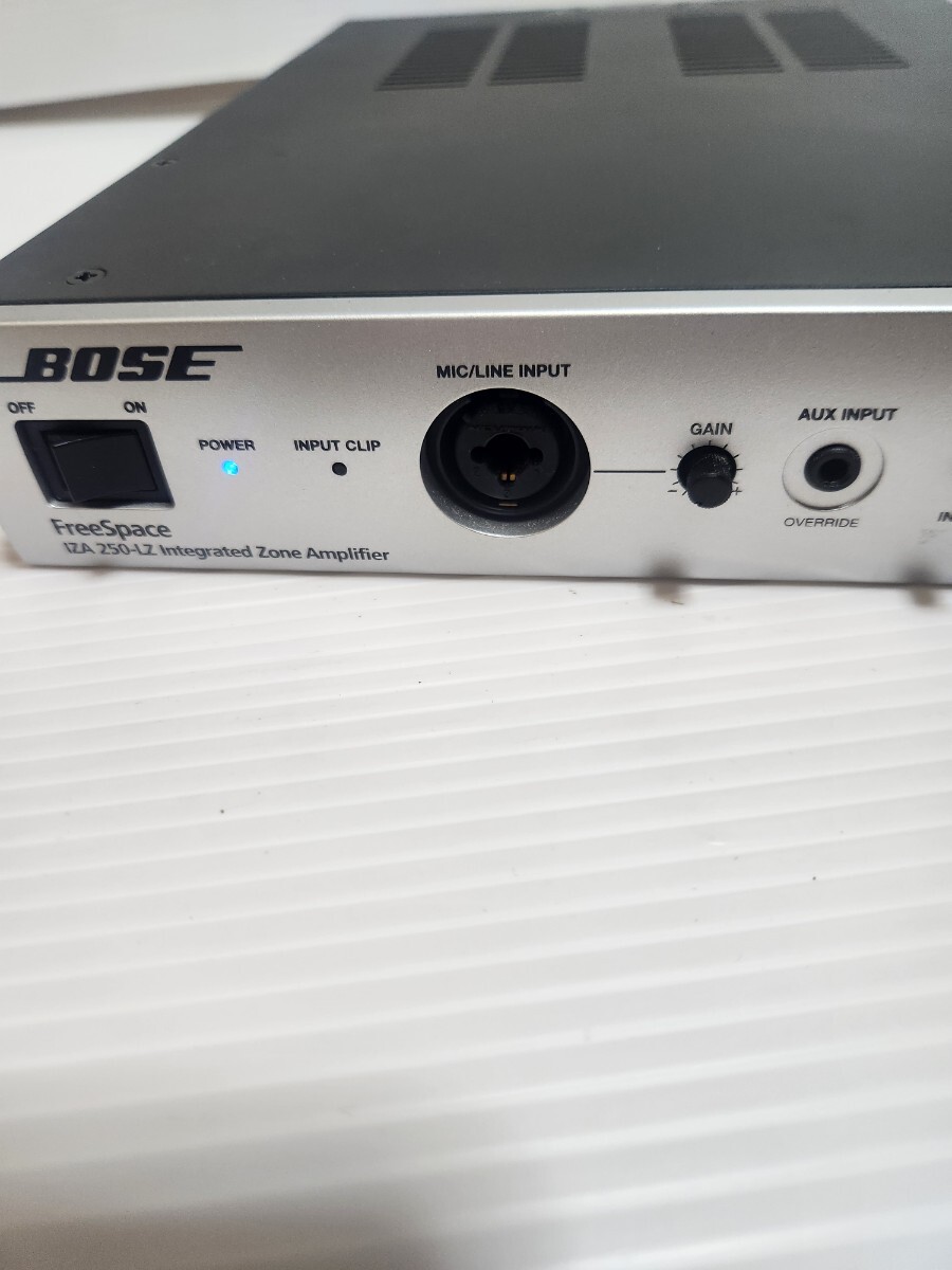 美品 BOSE Free Space IZA 250-LZ Integrated Zone Amplifier 通電確認済み