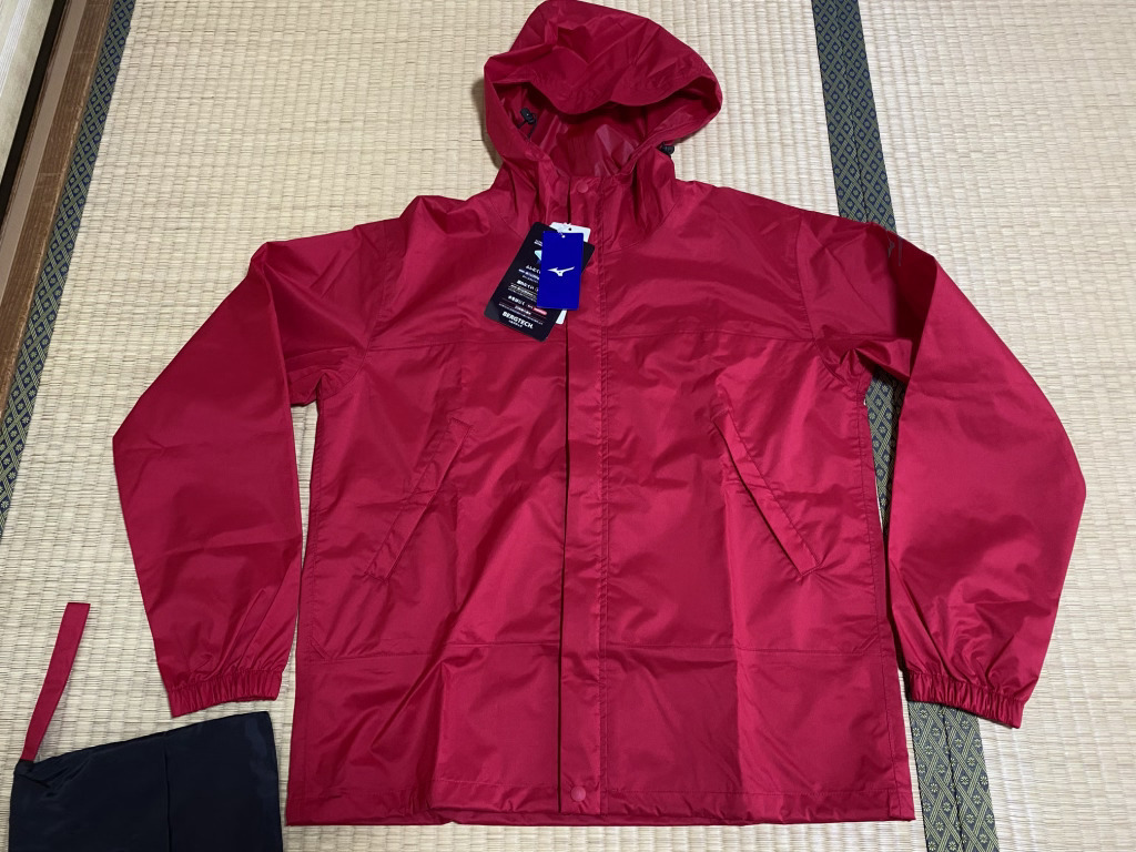新古品】mizuno /ミズノ ベルグテック アクアブロック レインジャケット レッド　M