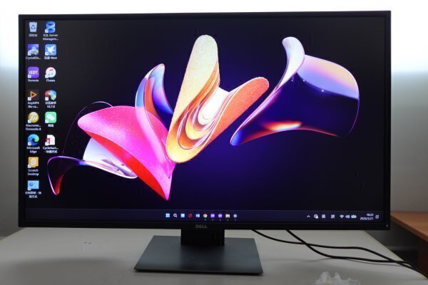 DELL P4317Q 43インチ 4K液晶モニター 通電・映像表示確認済 2016年製 /T260321-0002