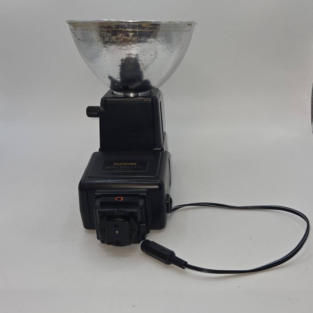 SUNPAK Auto Pro 120J TTL サンパック ストロボ フラッシュ リフレクター付き 動作未確認　傷・汚れなど有 B807