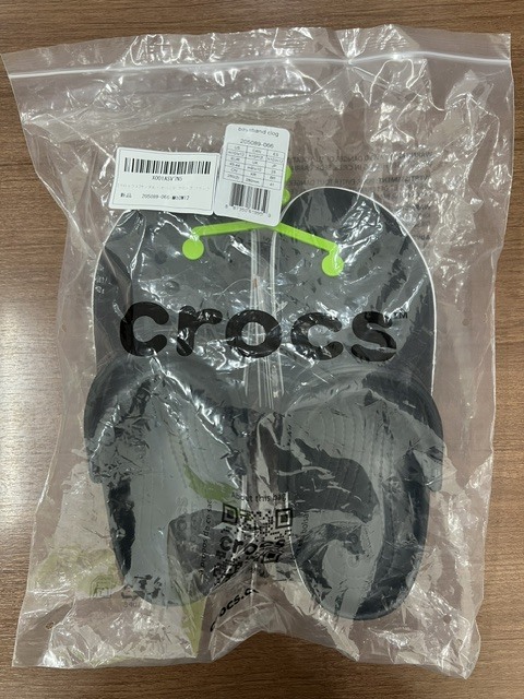 笠「14556」【未使用】crocs クロックス バヤバンドクロッグ 205089-066 ブラック×ホワイト 28cm サンダル