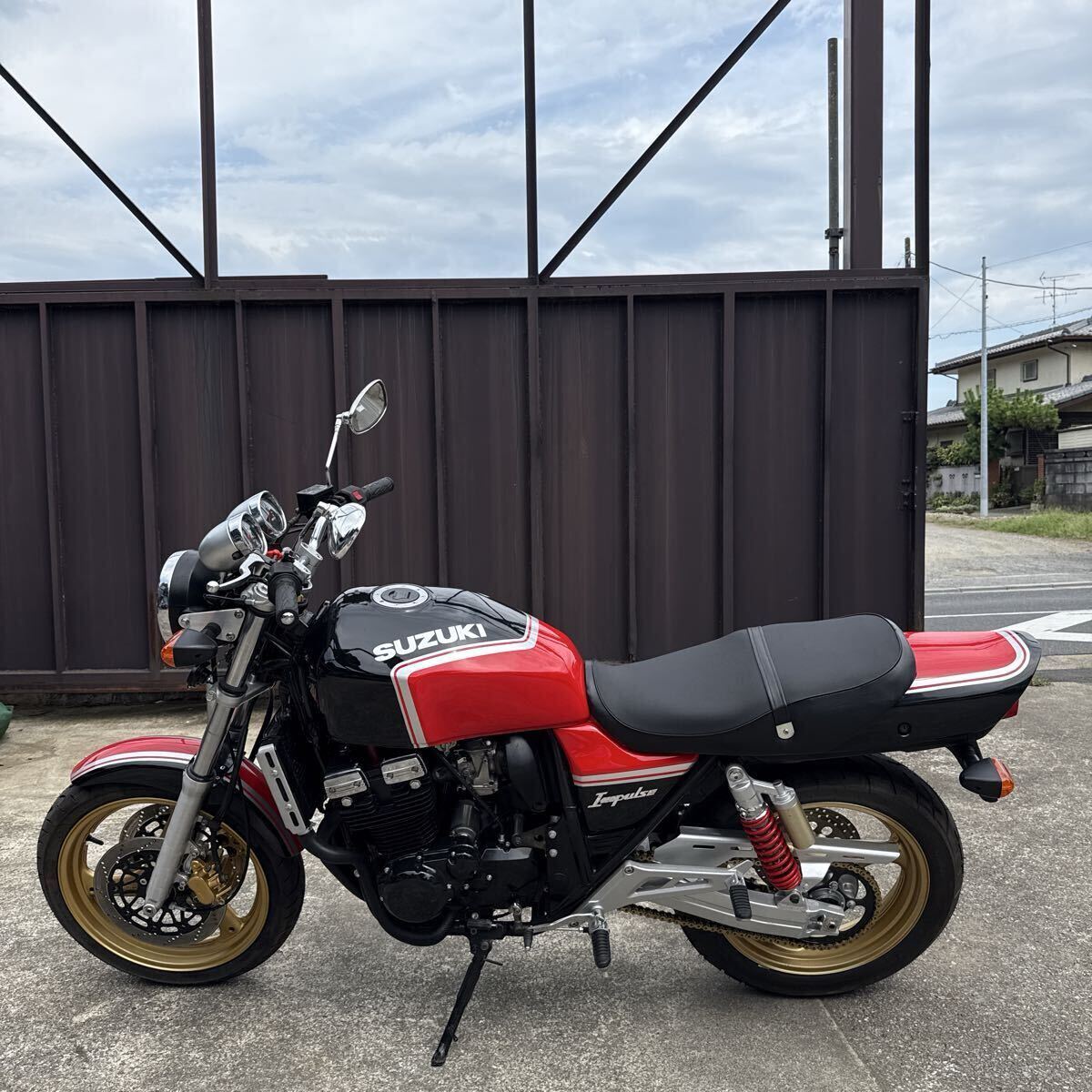 スズキ GSX400インパルス GK79A 新古車 走行2,923Km 平成11年 車検10年5月まで セル始動 書類あり
