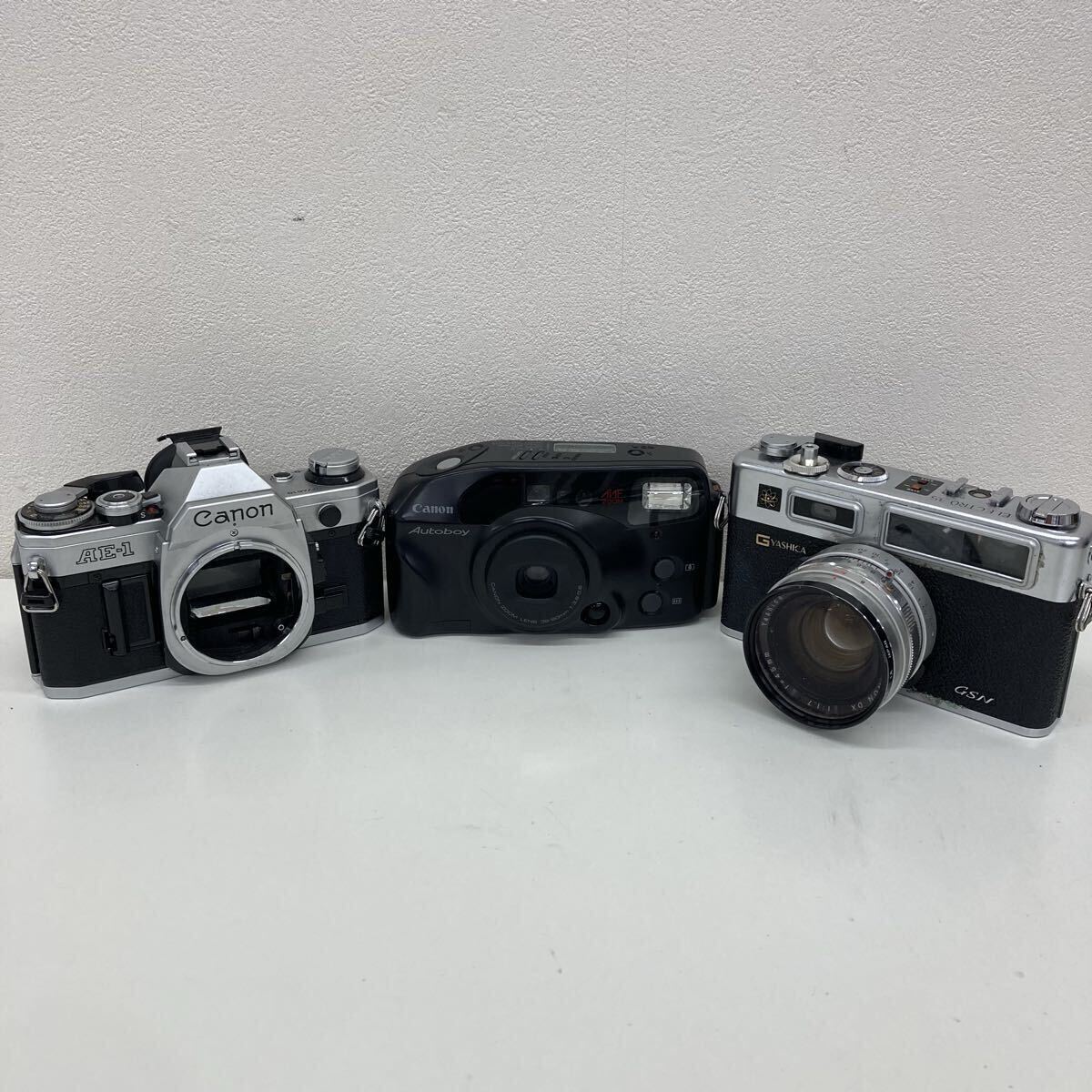 【AB3337-i】 カメラ フィルムカメラ　3点 まとめ　YASHICA electro 35 CANON autoboy AE-1 アンティーク 一眼レフ コンパクト