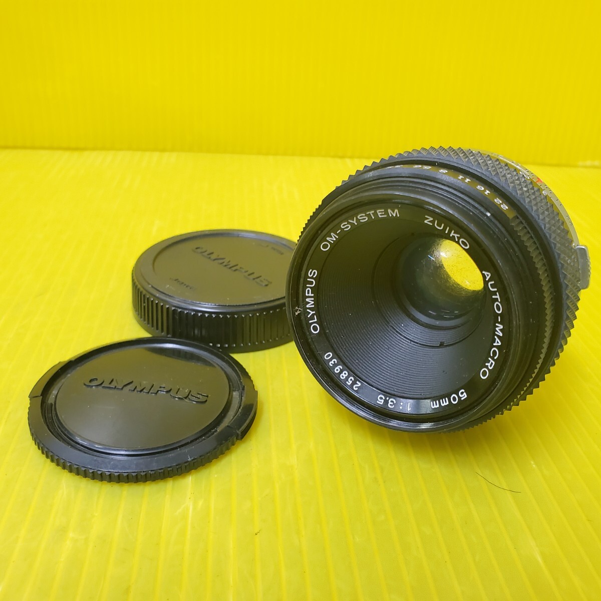 催YA207 OLYMPUS LENS AUTO-MACRO 50mm 1:3.5 258930 オリンパス カメラレンズ マニュアルフォーカス 中古品