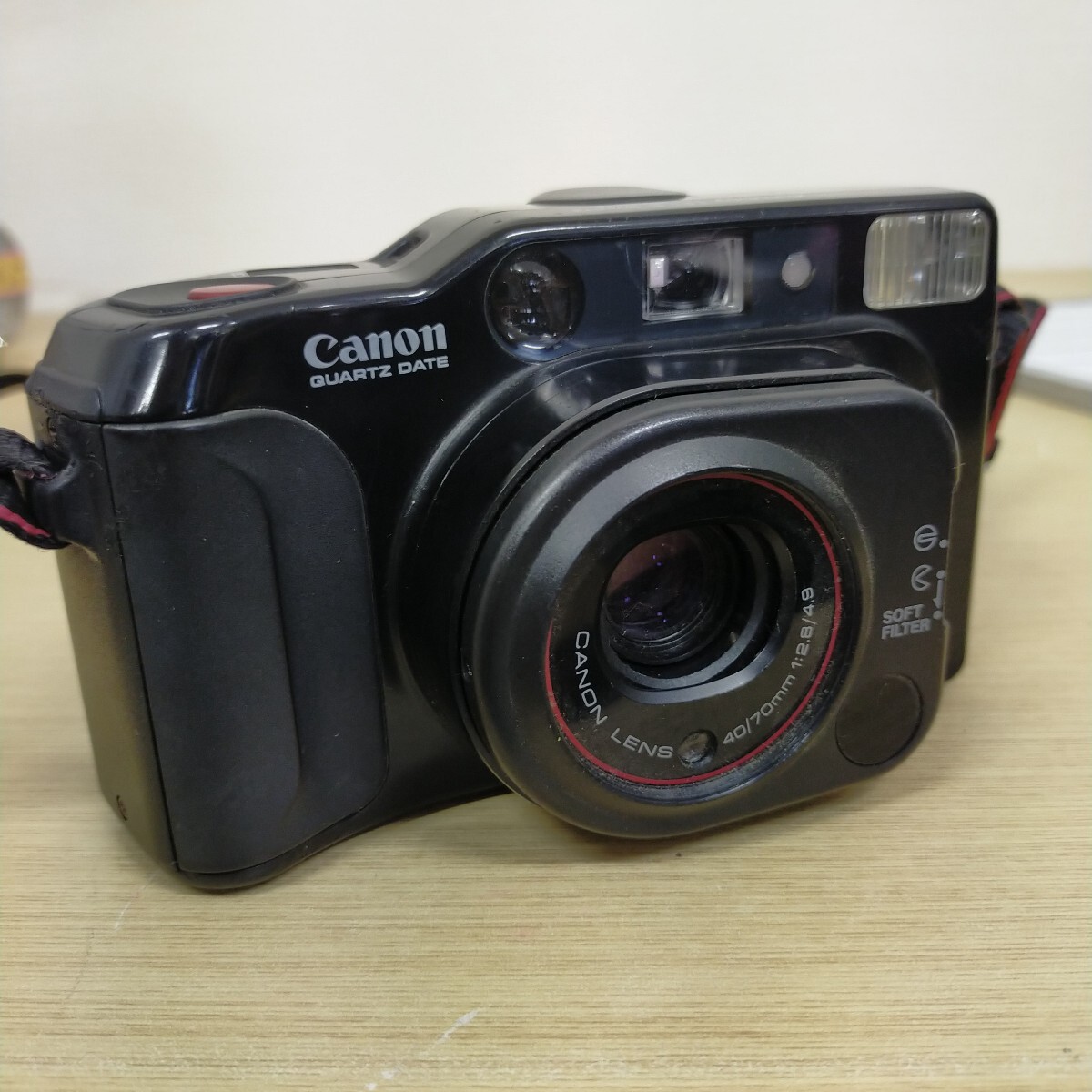 稲yA4743 Canon Autoboy TELE QUARTZ DATE 40/70mm F2.8/4.9 コンパクトフィルムカメラ 現状渡し