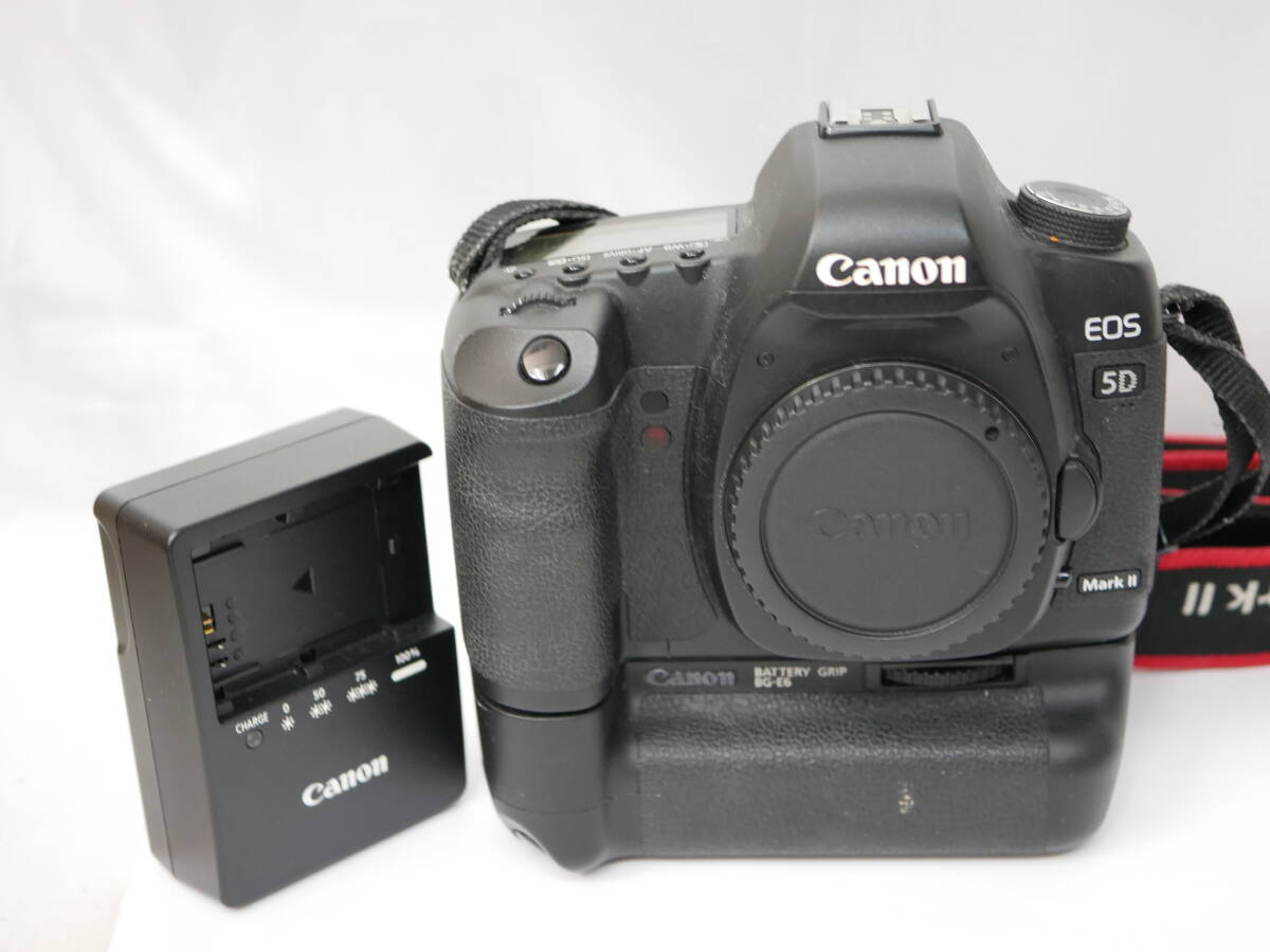 #4839 CANON EOS 5D Mark II BG-E6 キャノン デジカメ
