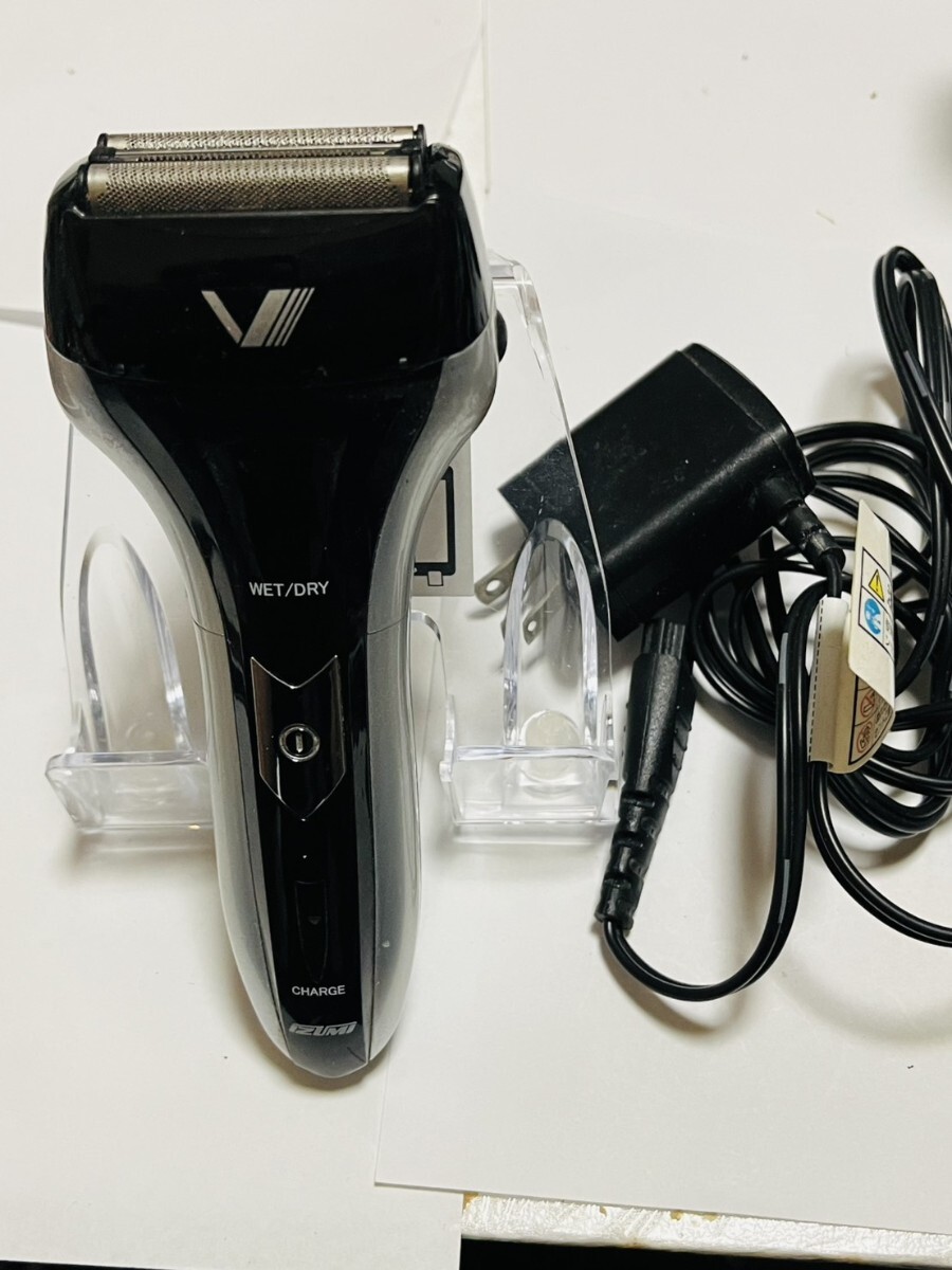 IZUMI 電気シェーバー WET/DRY 充電式 ブラック 稼動品