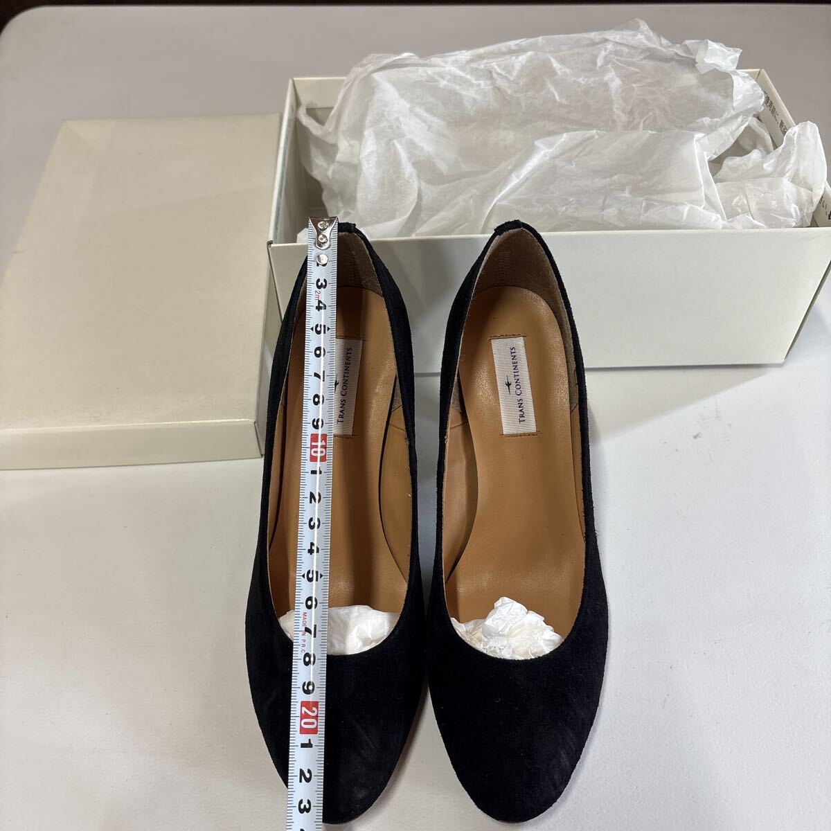 ◇TRANS CONTINENTS WOMEN◇レディース◇スウェードパンプス◇23cm◇ブラック◇箱付き◇中古品◇引取可能◇札幌◇北海道