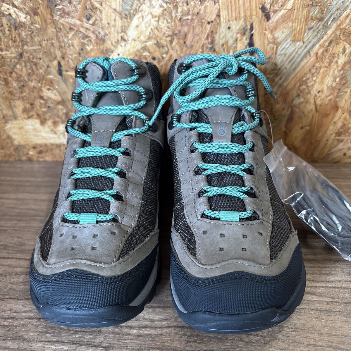 ◎TeVa◎登山靴◎トレッキングシューズ◎Kimtah II◎ハイキングブーツ◎スニーカー◎ブラウン◎未使用◎中古品◎引取可能◎札幌◎北海道◎