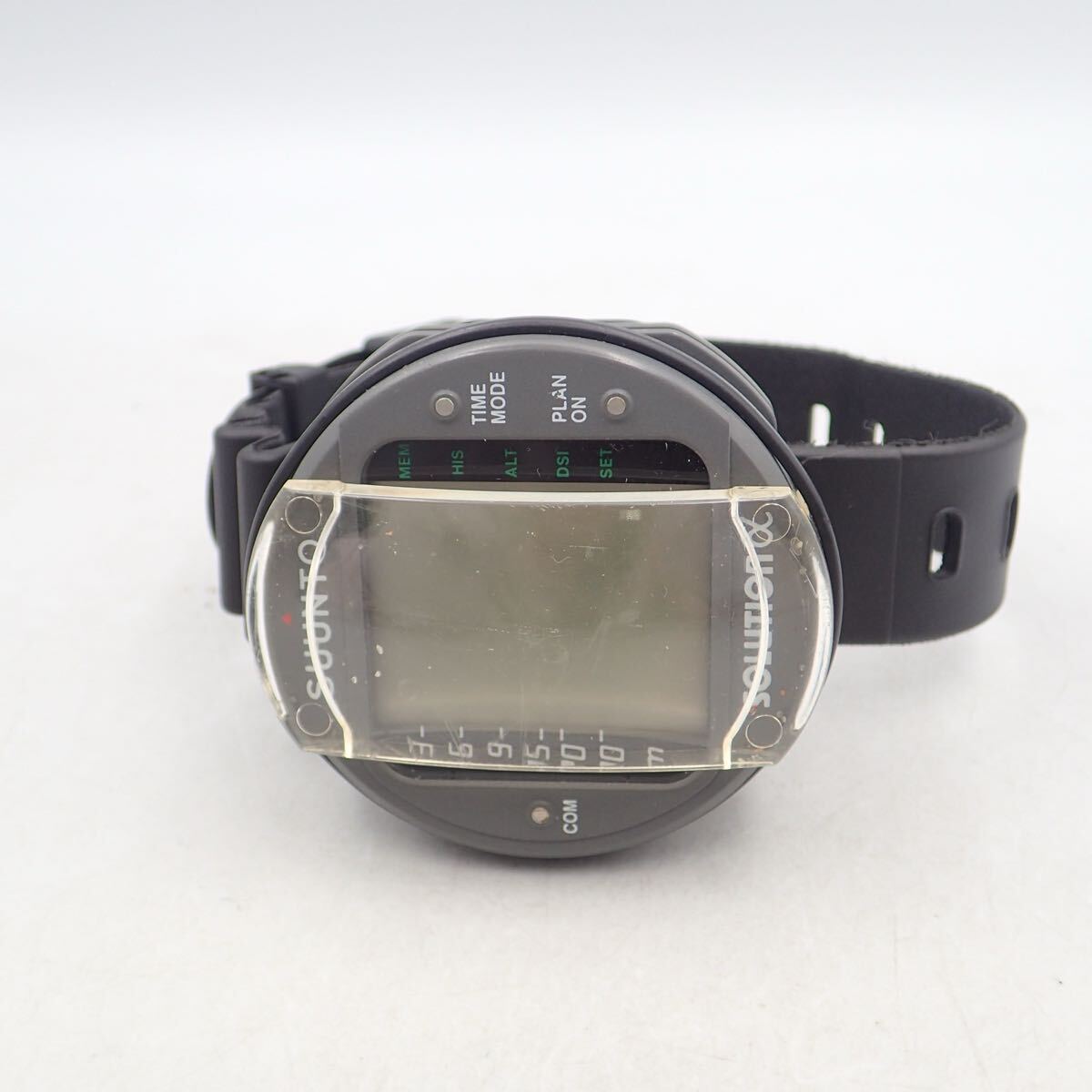 か04197 スント SUUNTO SOLUTION α デジタル 腕時計 ジャンク