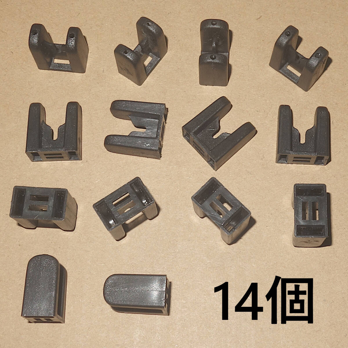 ■14個・黒・即決■定形外郵便■コンセントキャップ コンセントカバー コンセントプラグ ACプラグカバー 絶縁プラグ対応型■