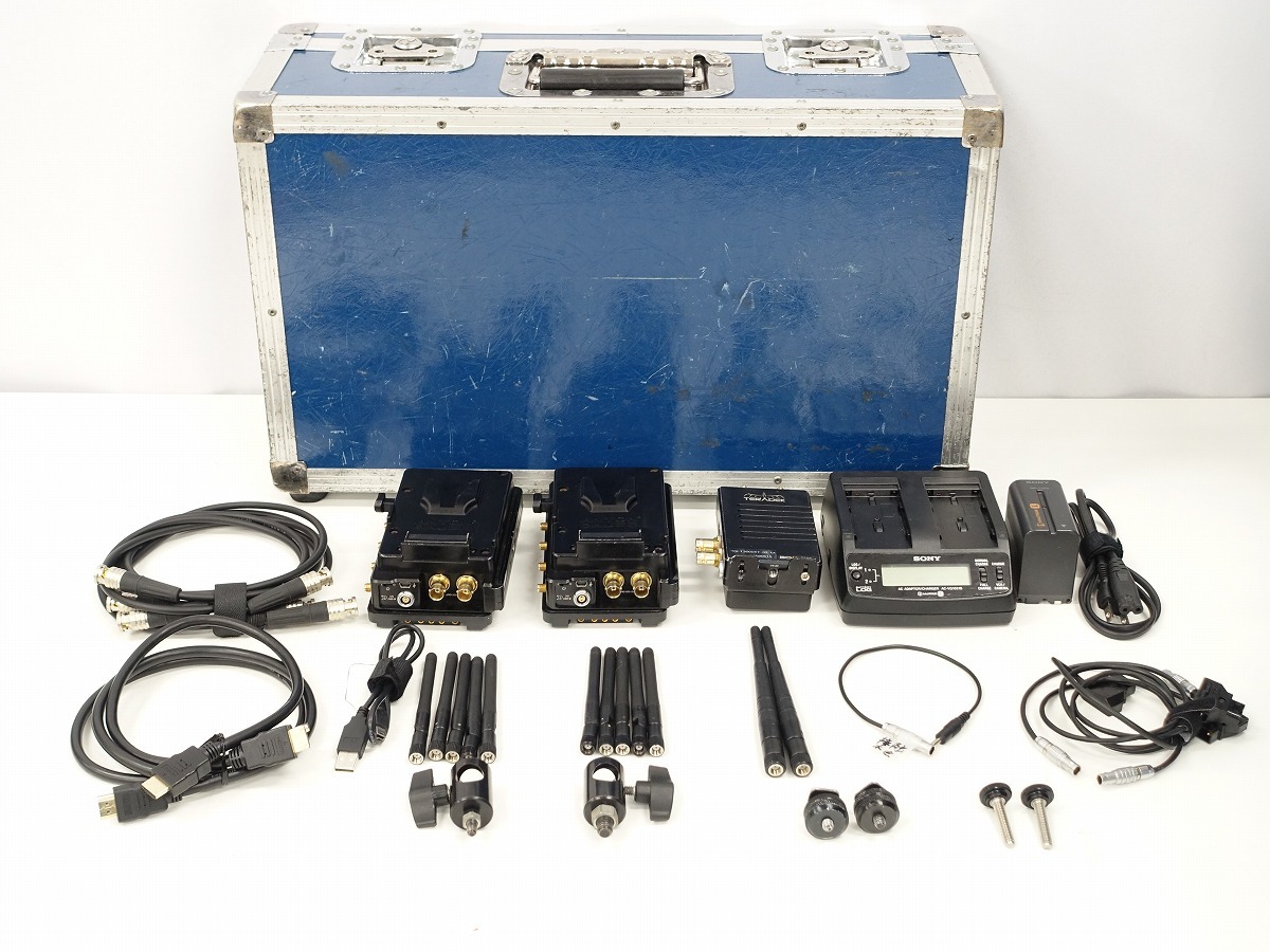 TERADEK BOLT 3000 SDI HDMI ワイヤレストランスミッター 動作品 送信機 x1 受信機 x2 専用ケース付き *453318