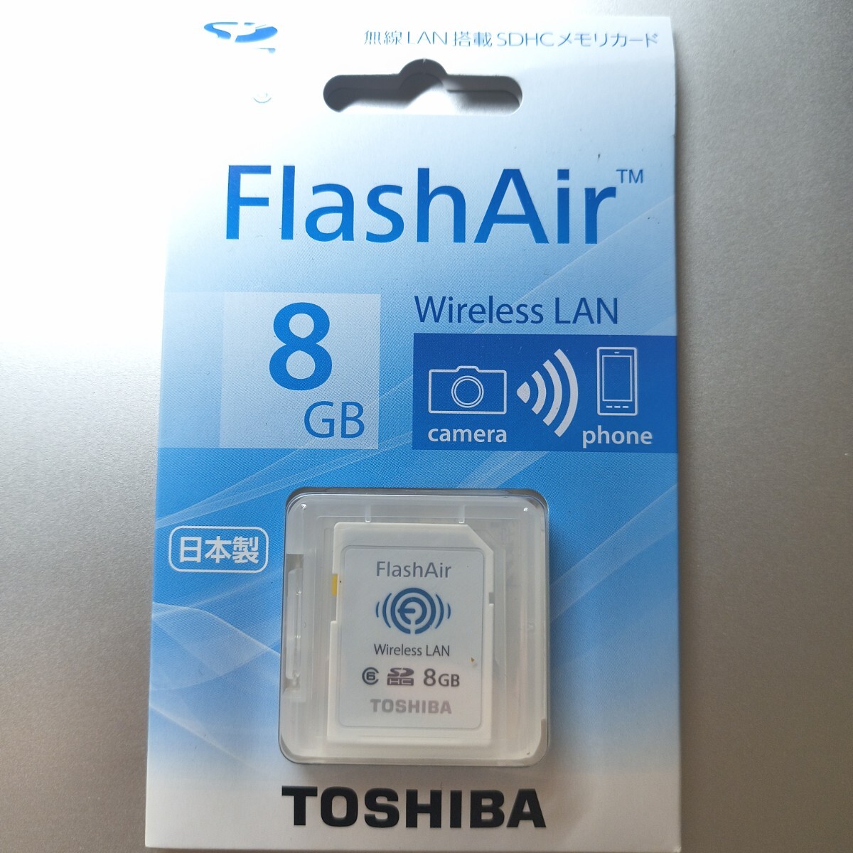 新品未開封 8GB TOSHIBA FlashAir SDカード 東芝 無線LAN 東芝製
