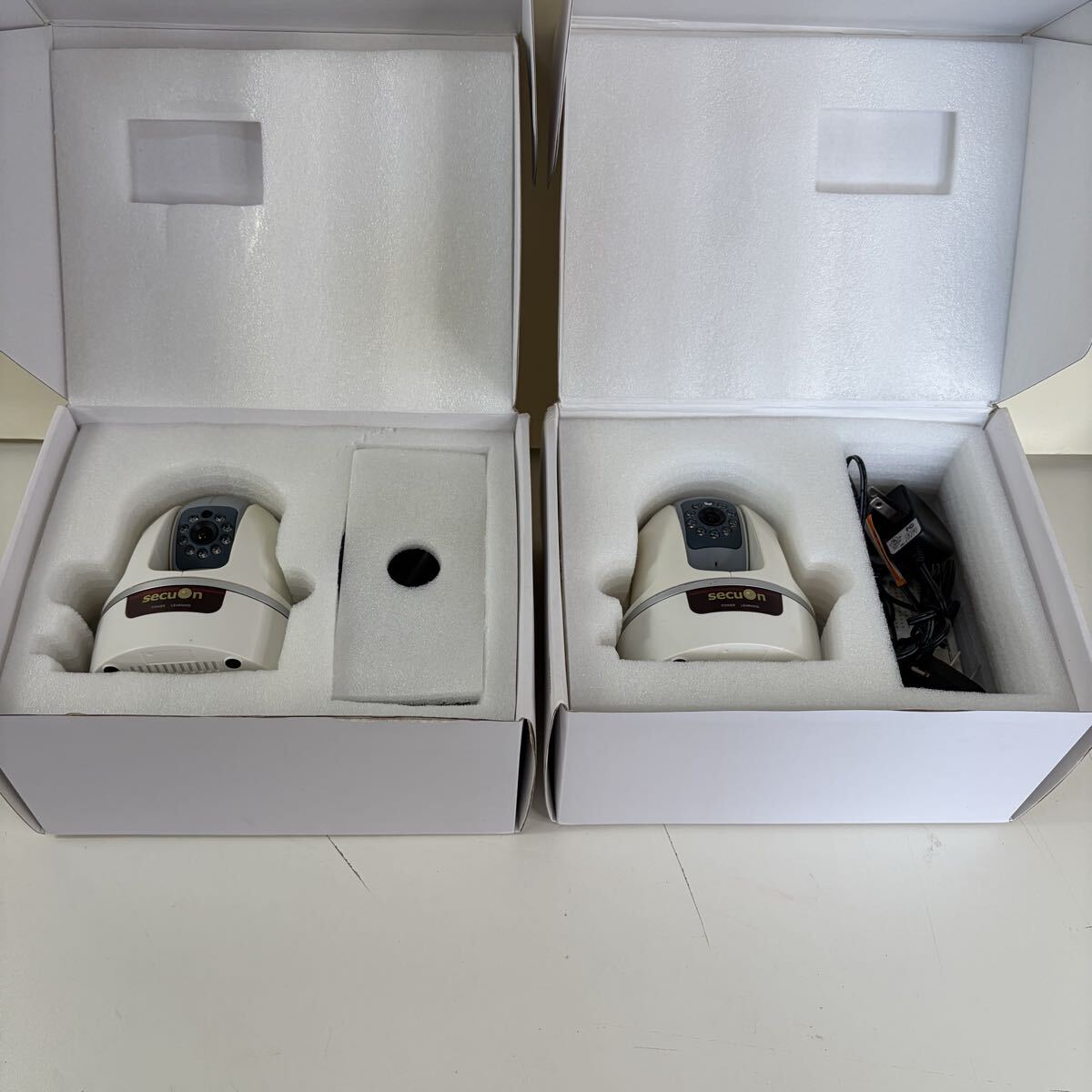 1円～　ジャンク secuOn セキュオン 2.4GHz デジタルワイヤレスカメラ モニターセット BMB009 GD8229 現状品 当時物　a0645