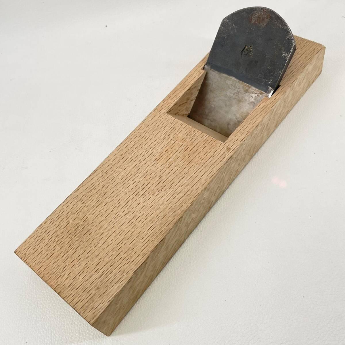 【美品】 横山邦男作 寸八鉋 倭 白スーパー鋼 大工道具 手工具 平鉋 カンナ TOOL 中古 リユース USED ◆2003