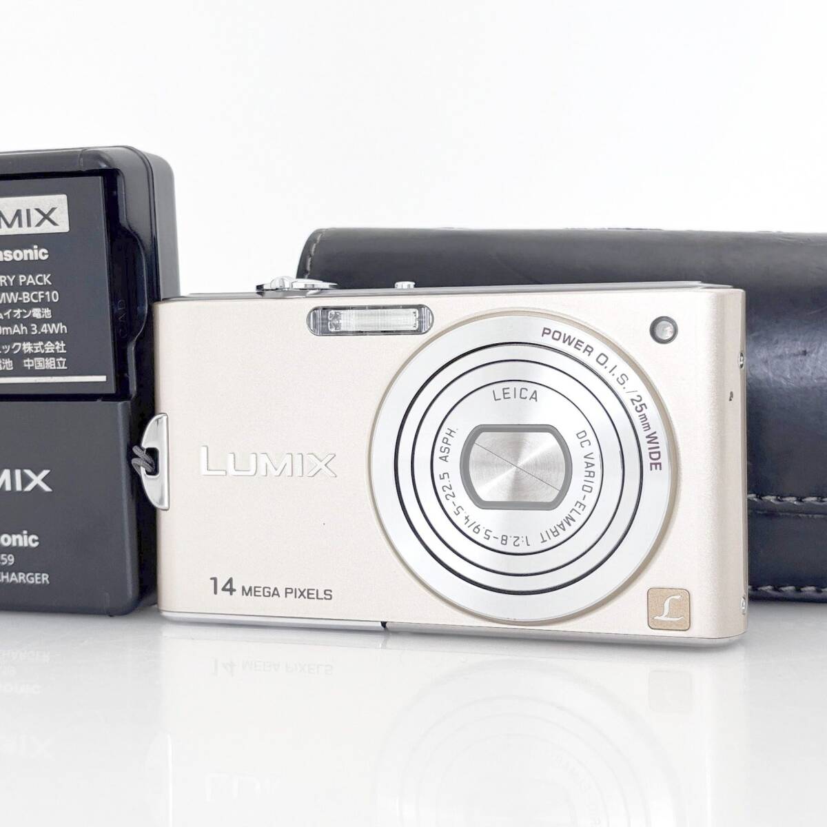 【パナソニック】Panasonic LUMIX DMC-FX66 ゴールド デジタルカメラ +カメラケース +ストラップ +バッテリー +充電器 #U448