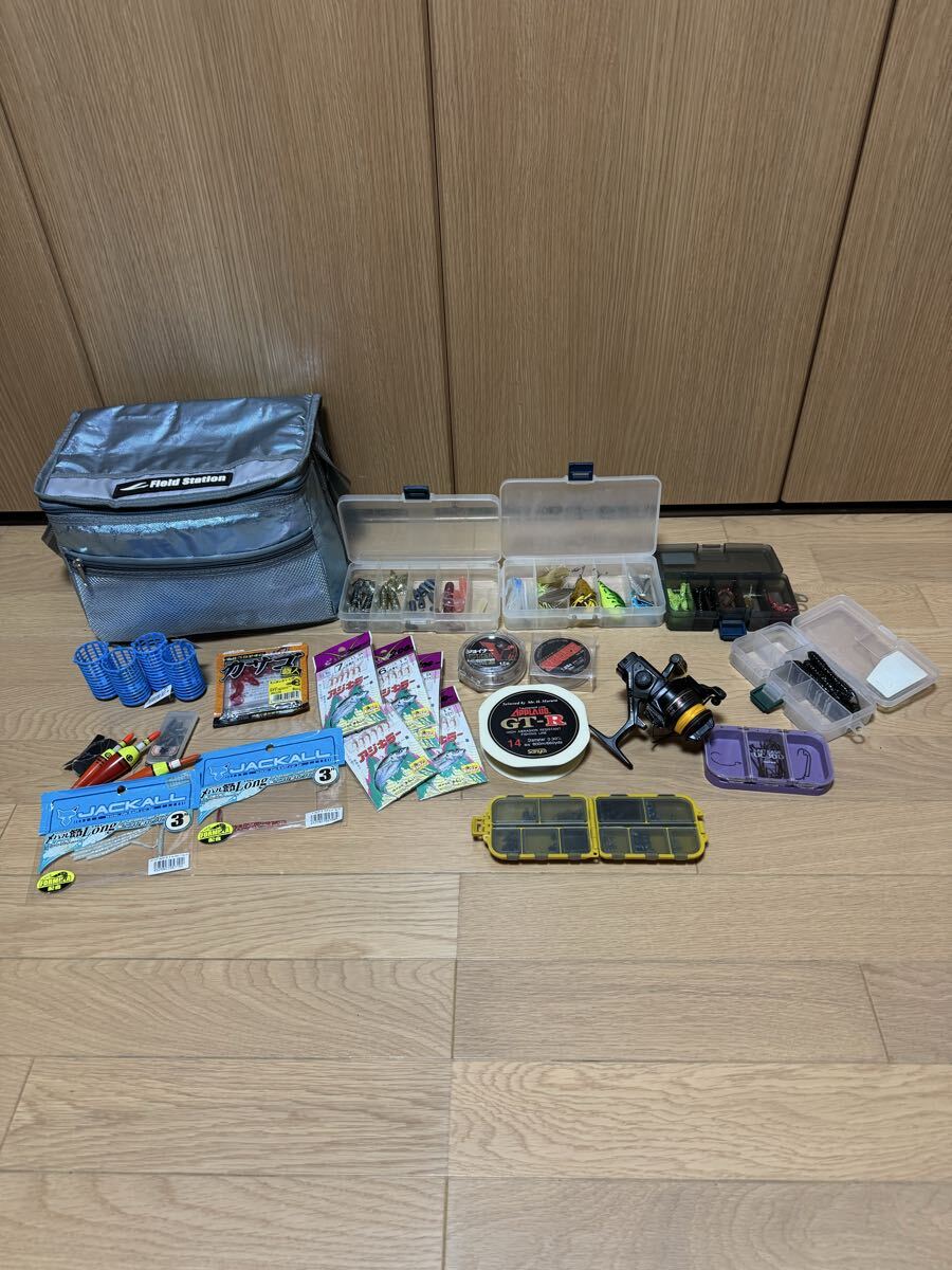 【釣り具まとめ売り】ダイワスポーツマックス GS600リール　サビキ仕掛け ルアー サンヨーナイロンAPPLAUD GT-R プラカゴ中他 仕掛け J-998