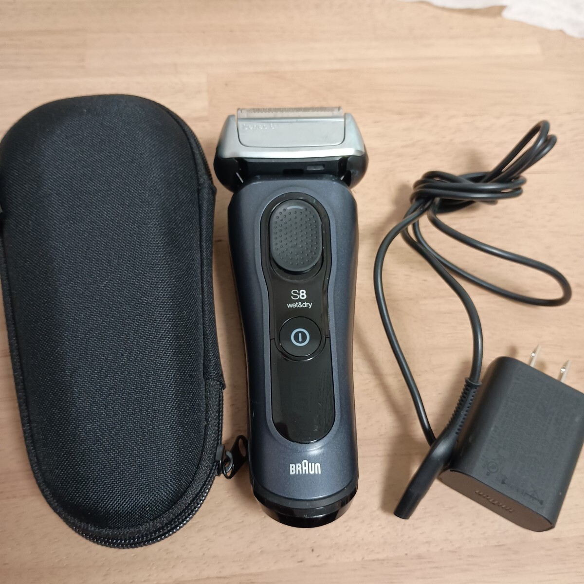 2178 BRAUN ブラウン 電気シェーバー シェーバー 充電式 充電器ケース付き　動作品　シリーズ8 S8 Series8