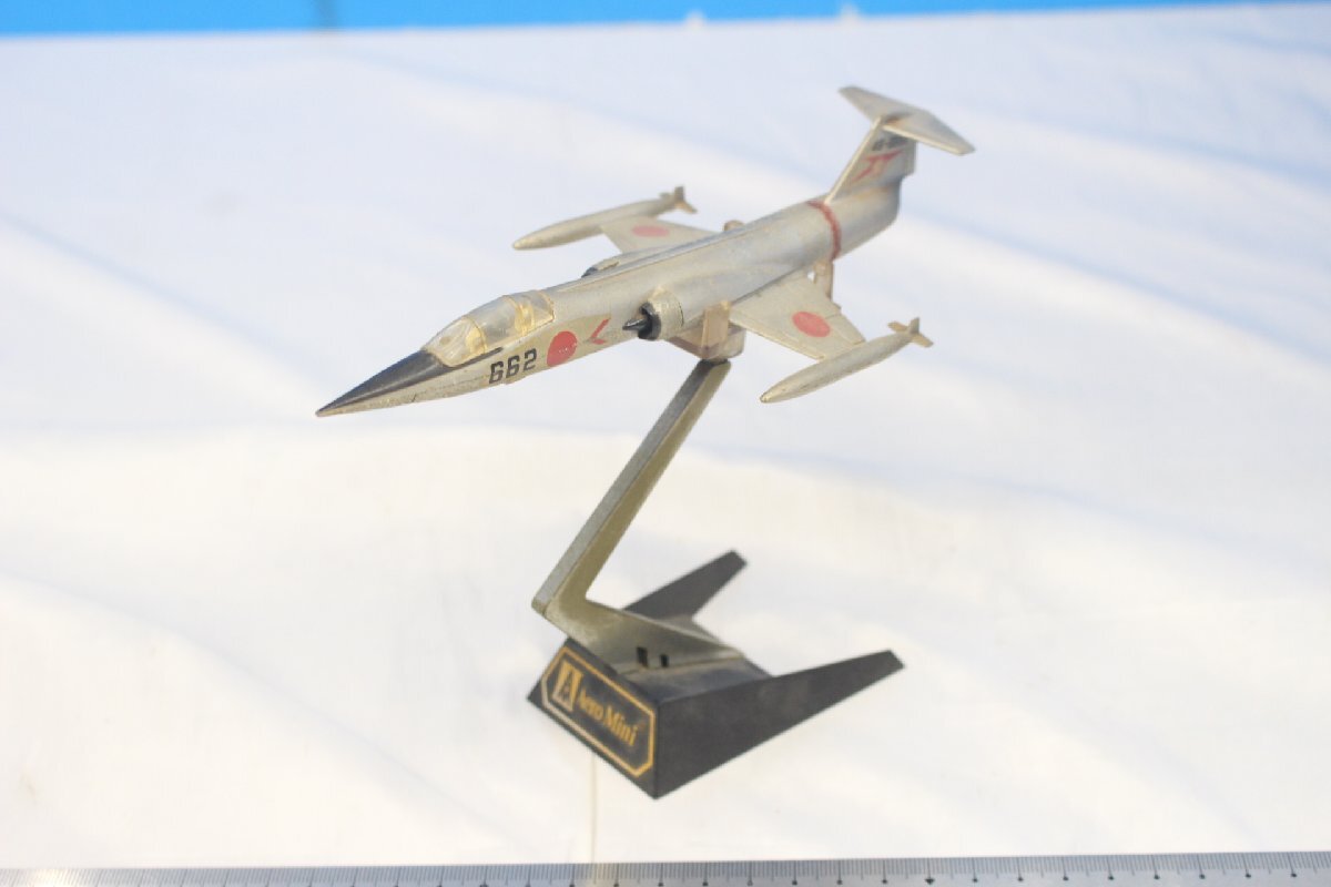 M4967★同梱不可★Aero Mini ダイキャスト製 戦闘機模型 F-104J スターファイター 現状品