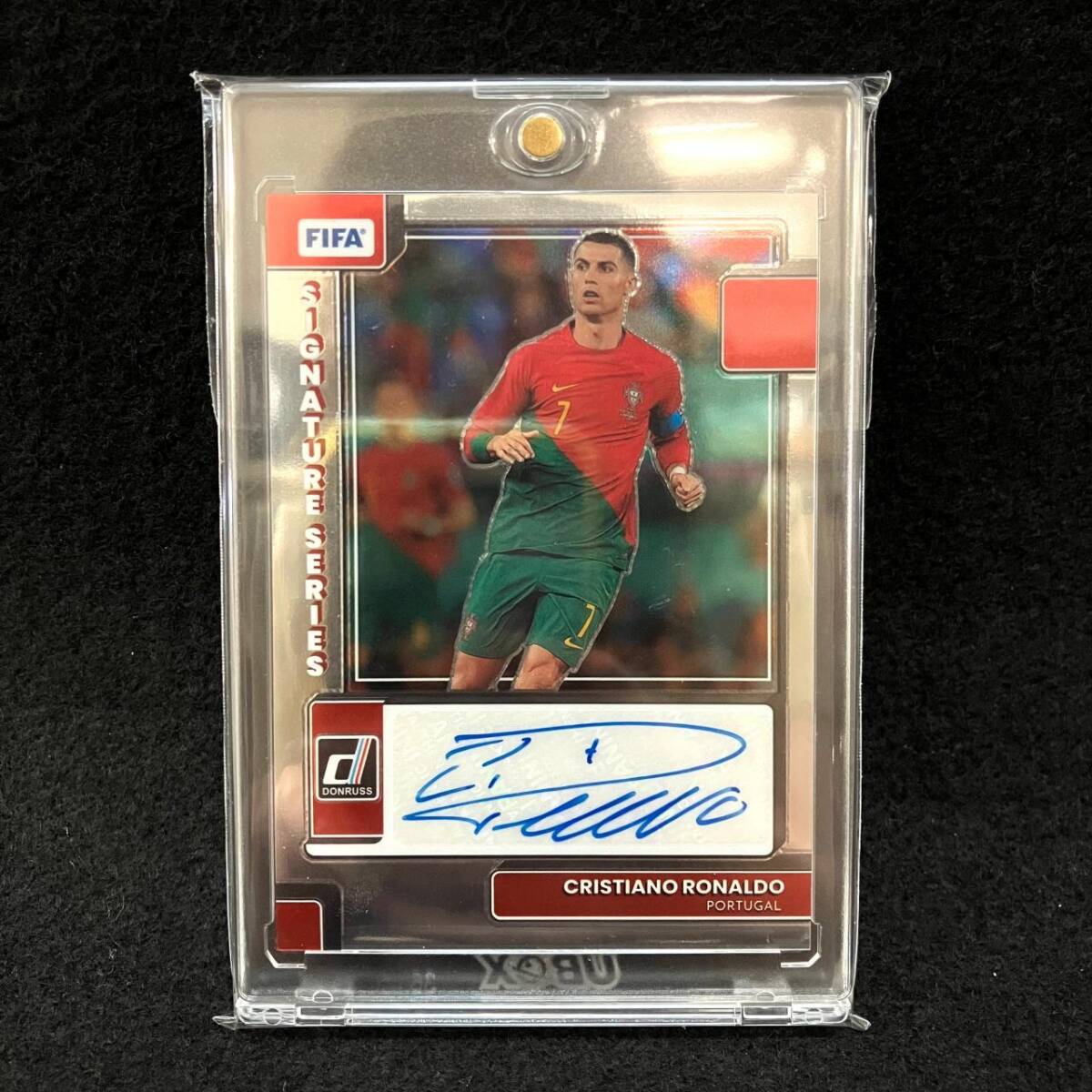 ☆美品 クリスティアーノ・ロナウド ポルトガル 直筆サイン入りカード 2022-23 Donruss FIFA Signature Series Panimi社 SS-CR7