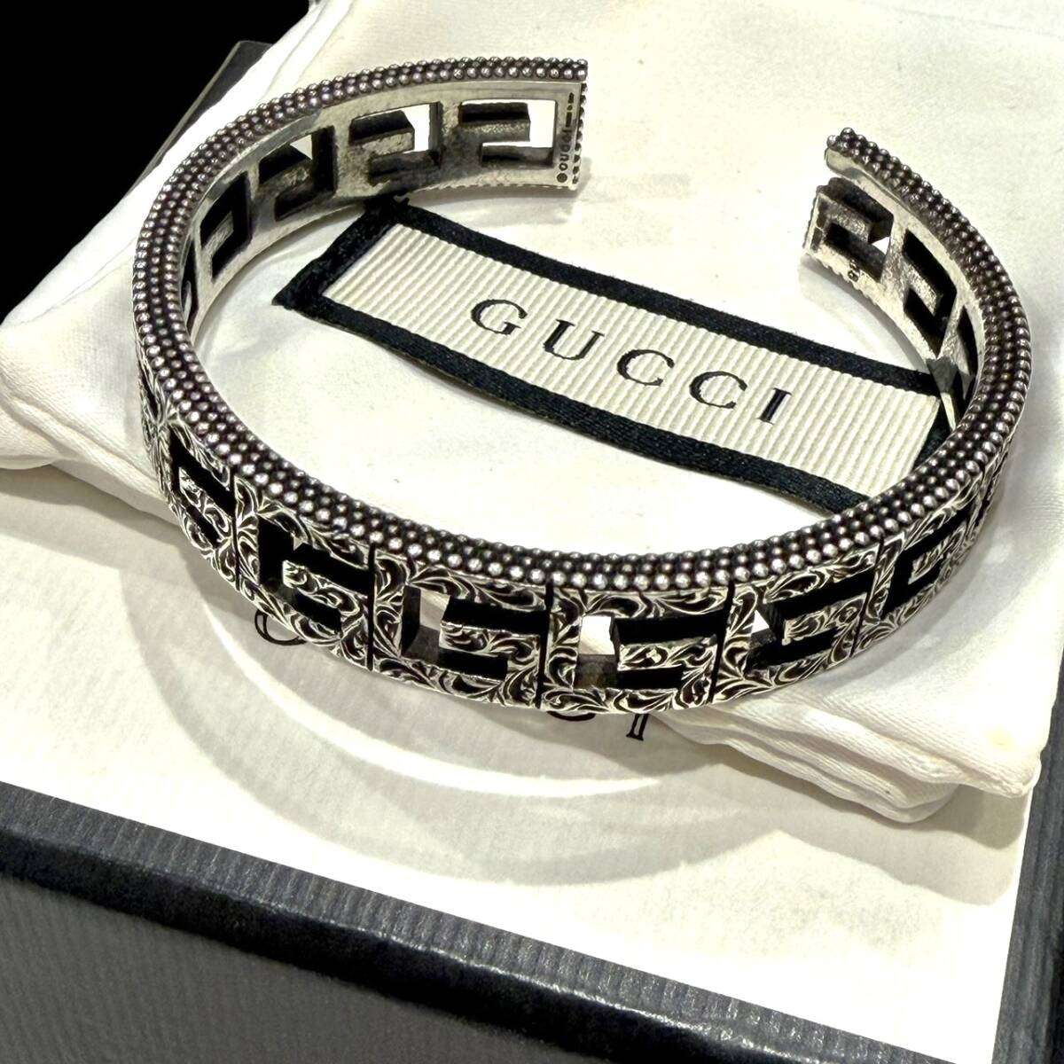 GUCCI グッチ バングル ブレスレット スクエアG アラベスク Gキューブ Sv925 シルバー 総重量34.7ｇ