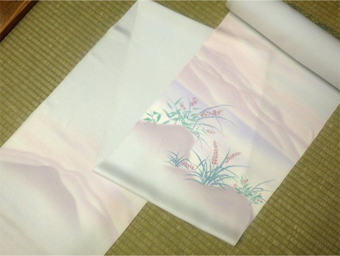 ☆未使用 反物 付下げ 山並草花ぼかし染 美品 正絹☆m510