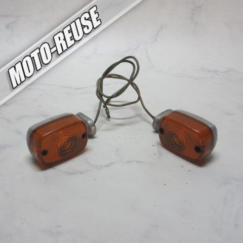 □【CB90】純正フロントウインカー　左右セット　歯ブラシウインカー　（検索用：CB50 SL90 CL90）□K61337