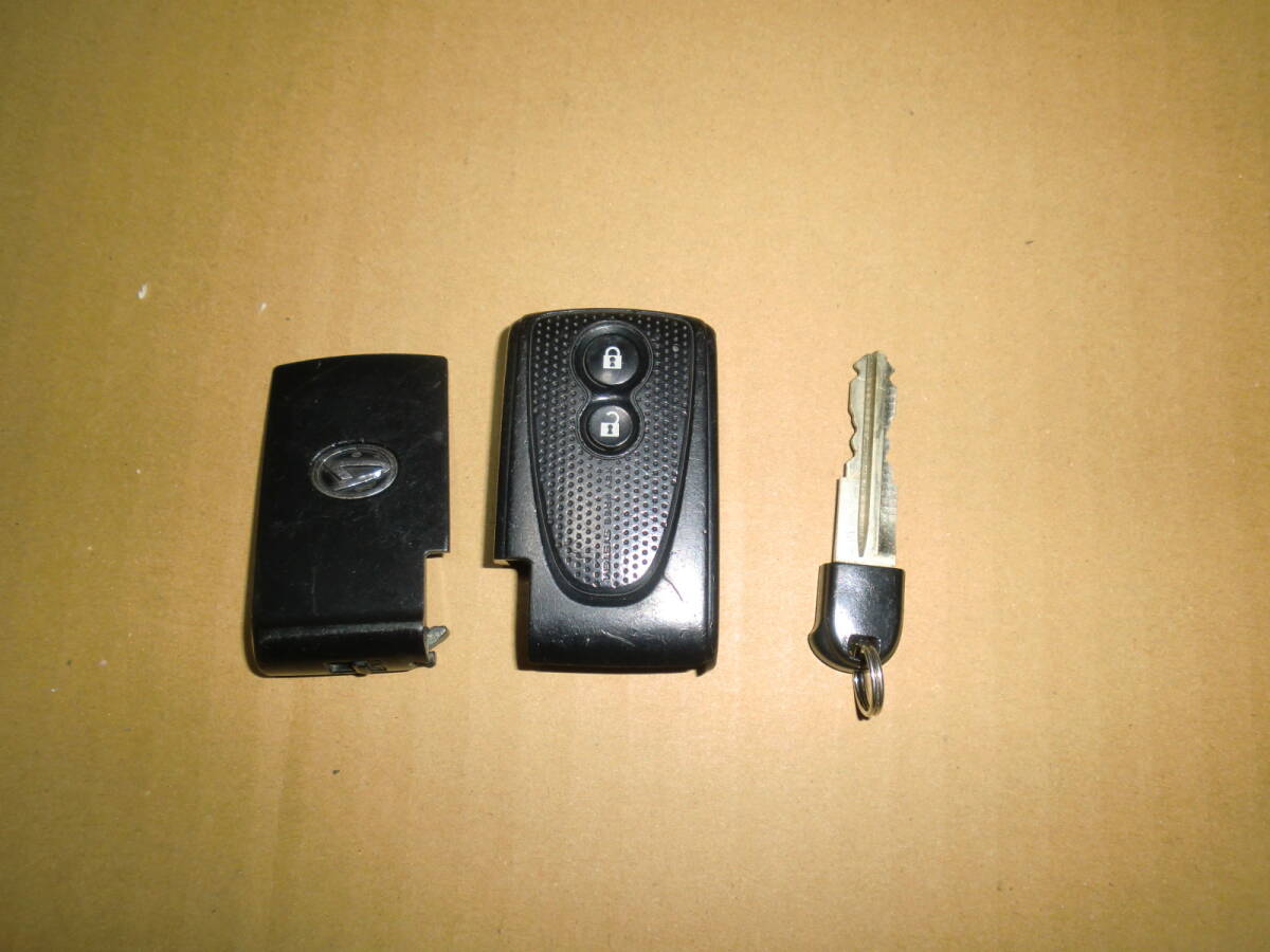 ダイハツ　キーレス　スマートキー　007YUUL0278　543