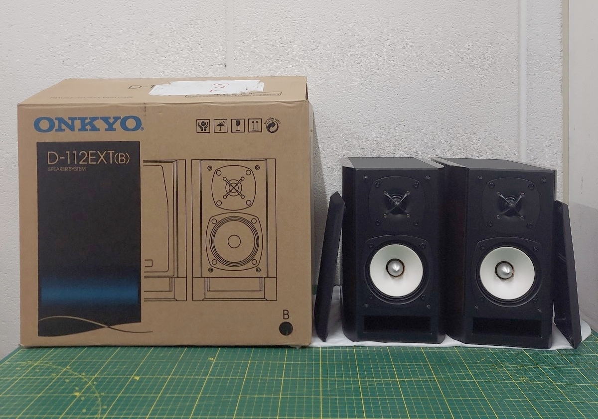 ★超美品 ほぼ未使用ONKYOオンキョー2ウェイ スピーカーシステムD-112EXT(B)ペア セット音響オーディオ ハイレゾ80W6Ω高品質 高音質★