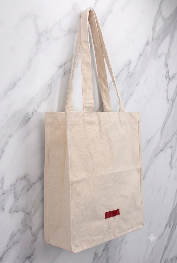 VLNbb　新品未使用 VALENTINO　バレンチノ　ノベルティトートバッグ