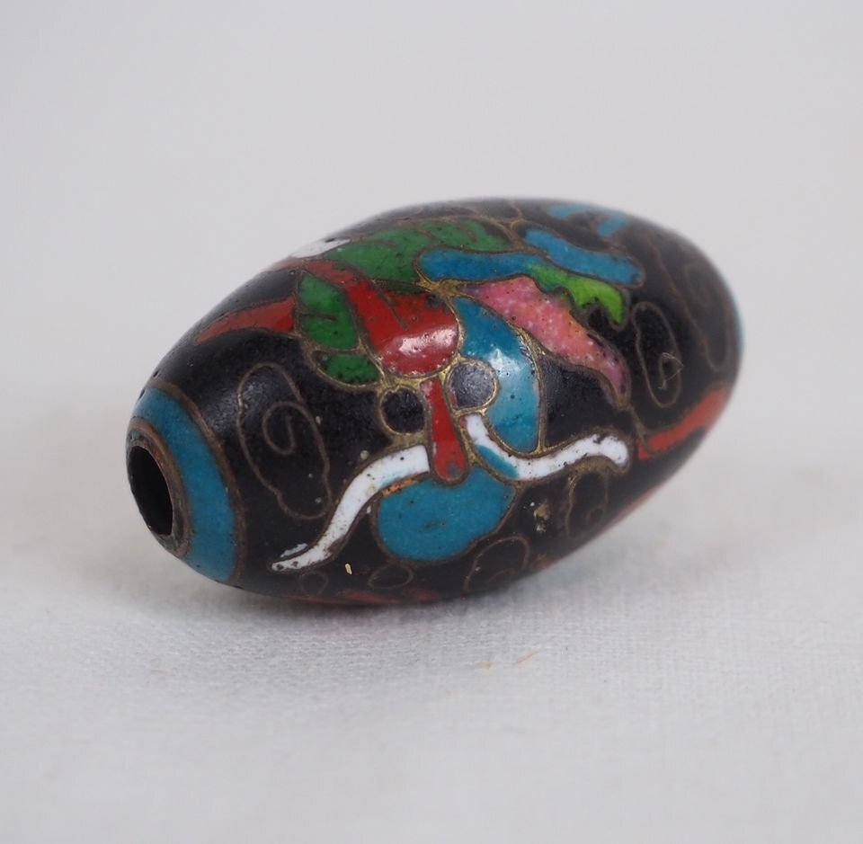 【金富士】時代物　七宝龍文緒締玉　約2.8×1.7ｃｍ　検/提げ物緒締玉根付印籠翡翠珊瑚琥珀印籠煙草入煙管中国古玩骨董