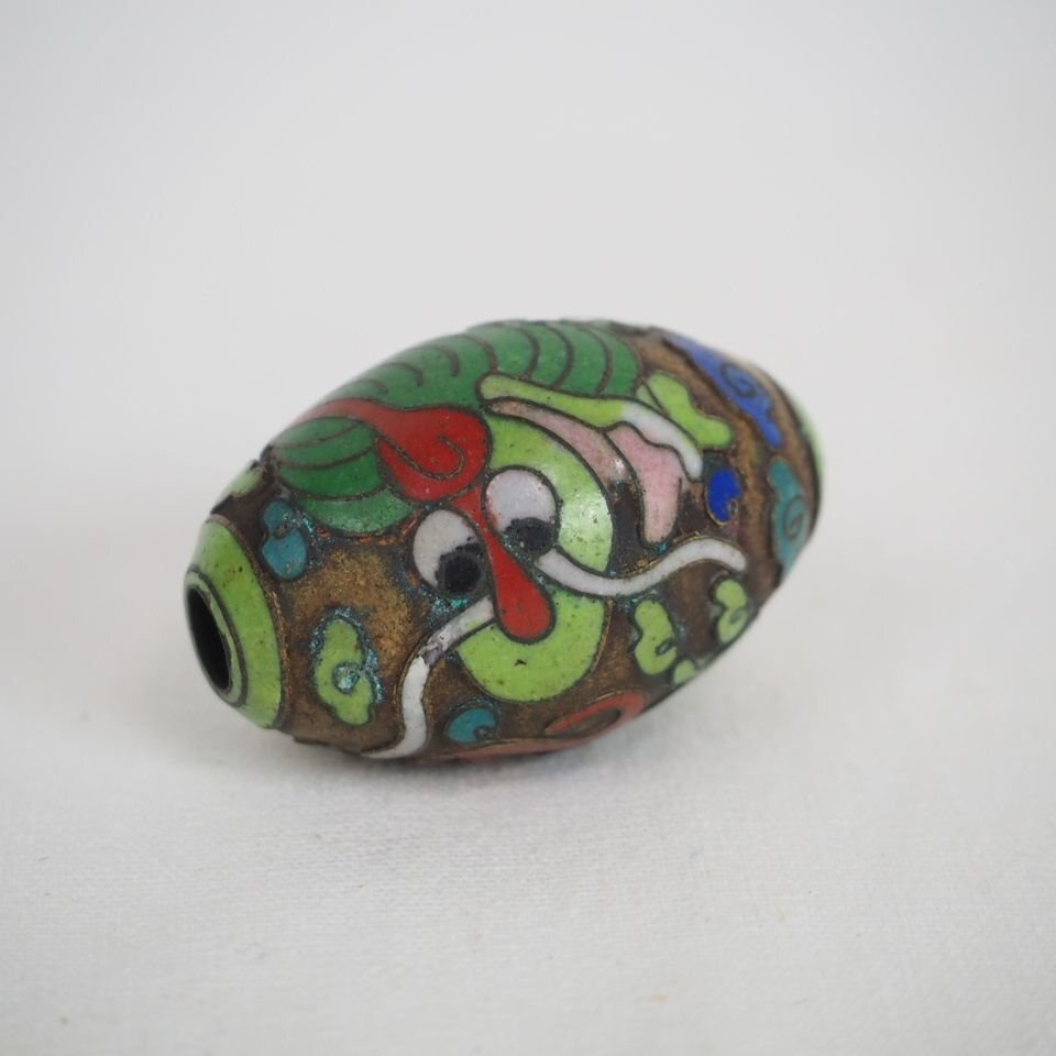 【金富士】値下げ中　時代物　七宝龍文緒締玉　約3.5×2.3ｃｍ　検/提げ物緒締玉根付印籠翡翠珊瑚琥珀印籠煙草入煙管中国古玩骨董