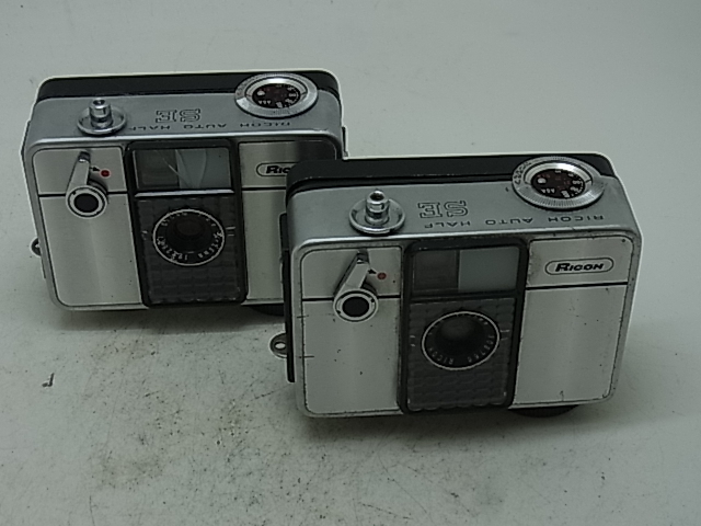 ☆ RICOH AUTO HALF SEx2台 セレン露出計不調（通電不調のため外観、比較的良く、部品取りに！）☆