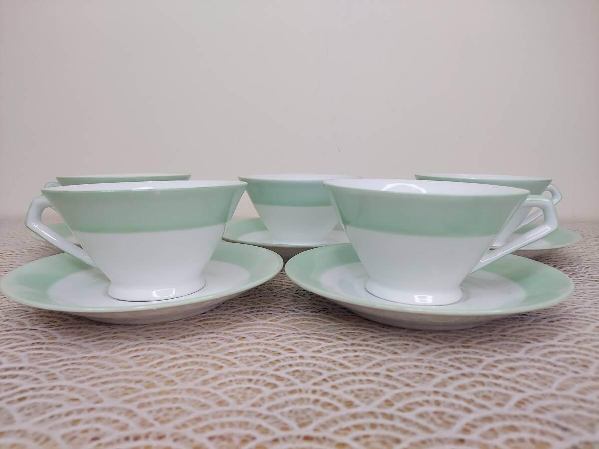 K11-0730 昭和モダン カップ＆ソーサー アール・デコ調 菊花硬質陶器 昭和初期 5客 デッドストック 美品