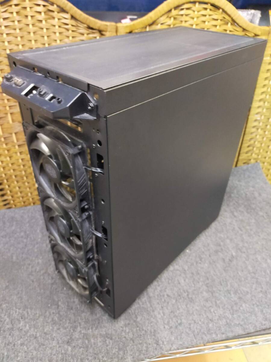 F01-20260727-55 Cooler Master PCケース MB520 ミドルタワー 強化ガラス サイドパネル ファン付き 外装のみ ジャンク
