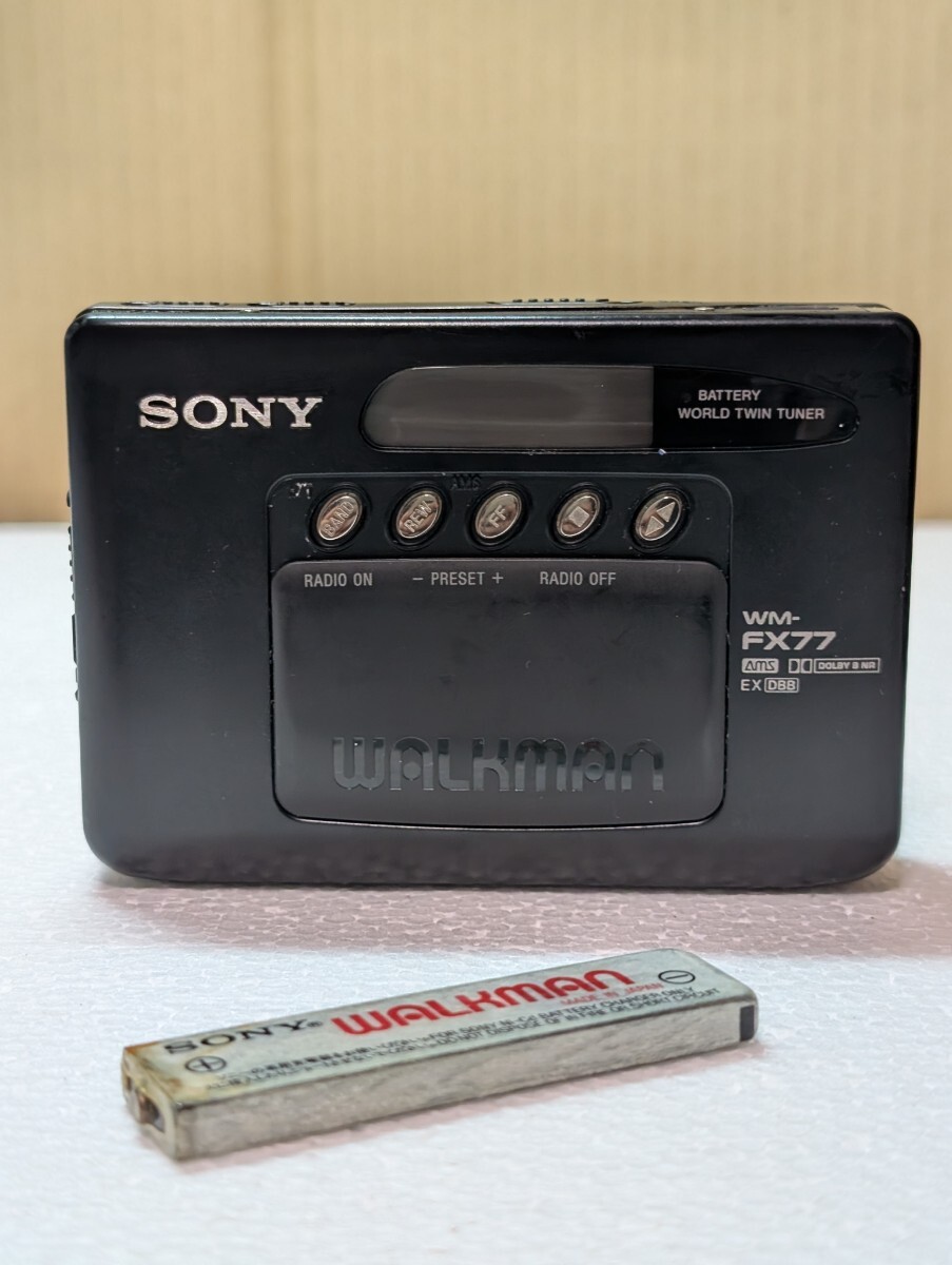 当時物 SONY WALKMAN WM-FX77 ソニー ウォークマン ポータブルカセットプレーヤー RADIO CASSETTES PLAYER ジャンク品