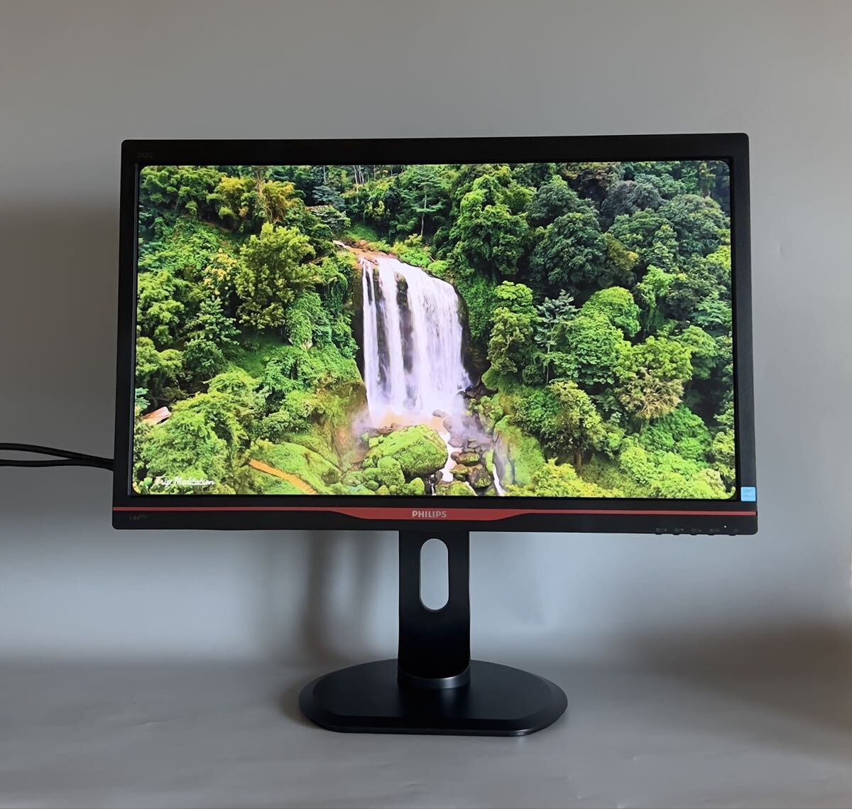 PHILIPS 242G5D 24型 144Hz HDMI ゲーミング液晶