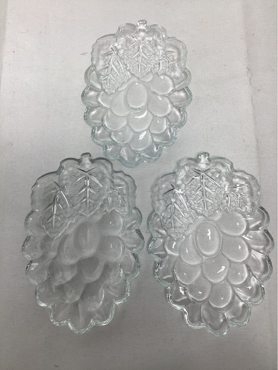 ぶどう型 ガラス皿 3枚セット プレート ソーサー トレイ 食器 レトロ 中古