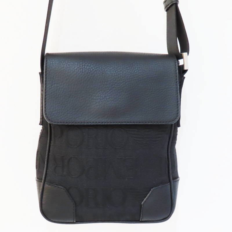 S02-k078 EMPORIO ARMANI エンポリオアルマーニ ロゴ総柄 キャンバス/レザ― ショルダーバッグ ブラック