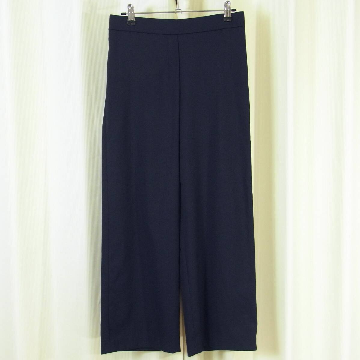 未使用タグ付き Theory イージークロップドパンツ サイズ0 ネイビー ワイドシルエット ウエストゴム 涼しげな素材 紺色 セオリー