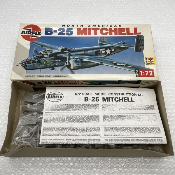 【未組み立て】プラモデル 模型　AIR FIX B-25 MITCHELL ミッチェル 戦闘機