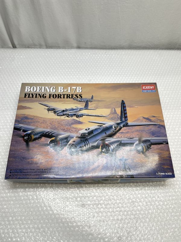51【未組み立て】プラモデル 模型 ACADEMY アカデミー ボーイング B-17B BOEING