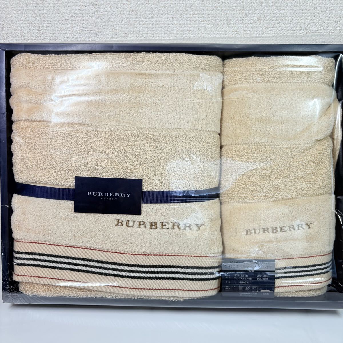 新品　BURBERRY LONDON バーバリーロンドン　バスタオル　フェイスタオル　アメリカ産長綿使用　ベージュ　　　 西川産業　日本製