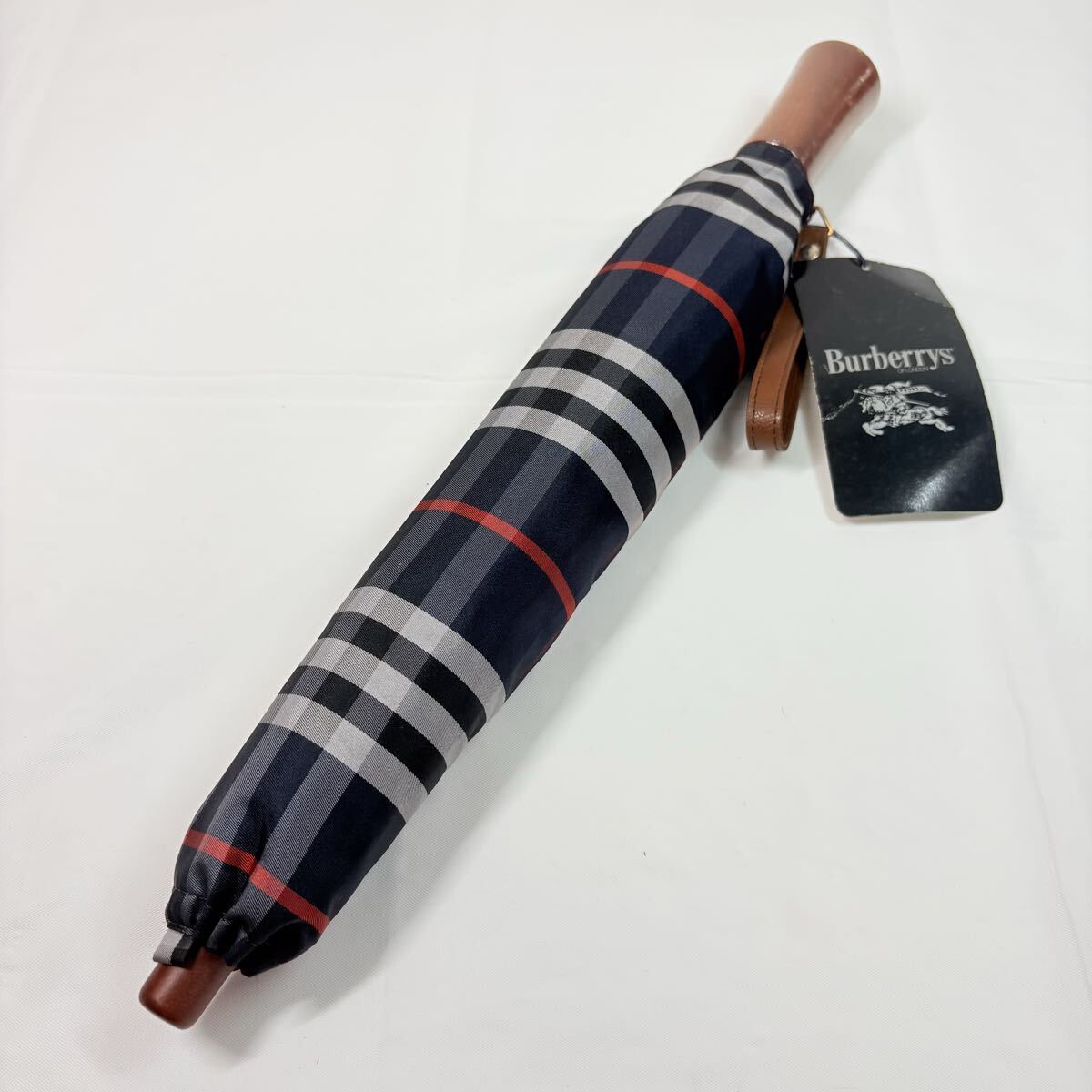 新品　タグ付き　 Burberrys BURBERRY バーバリー　 ノバチェック　ネイビー　晴雨兼用折りたたみ傘　カーボン骨