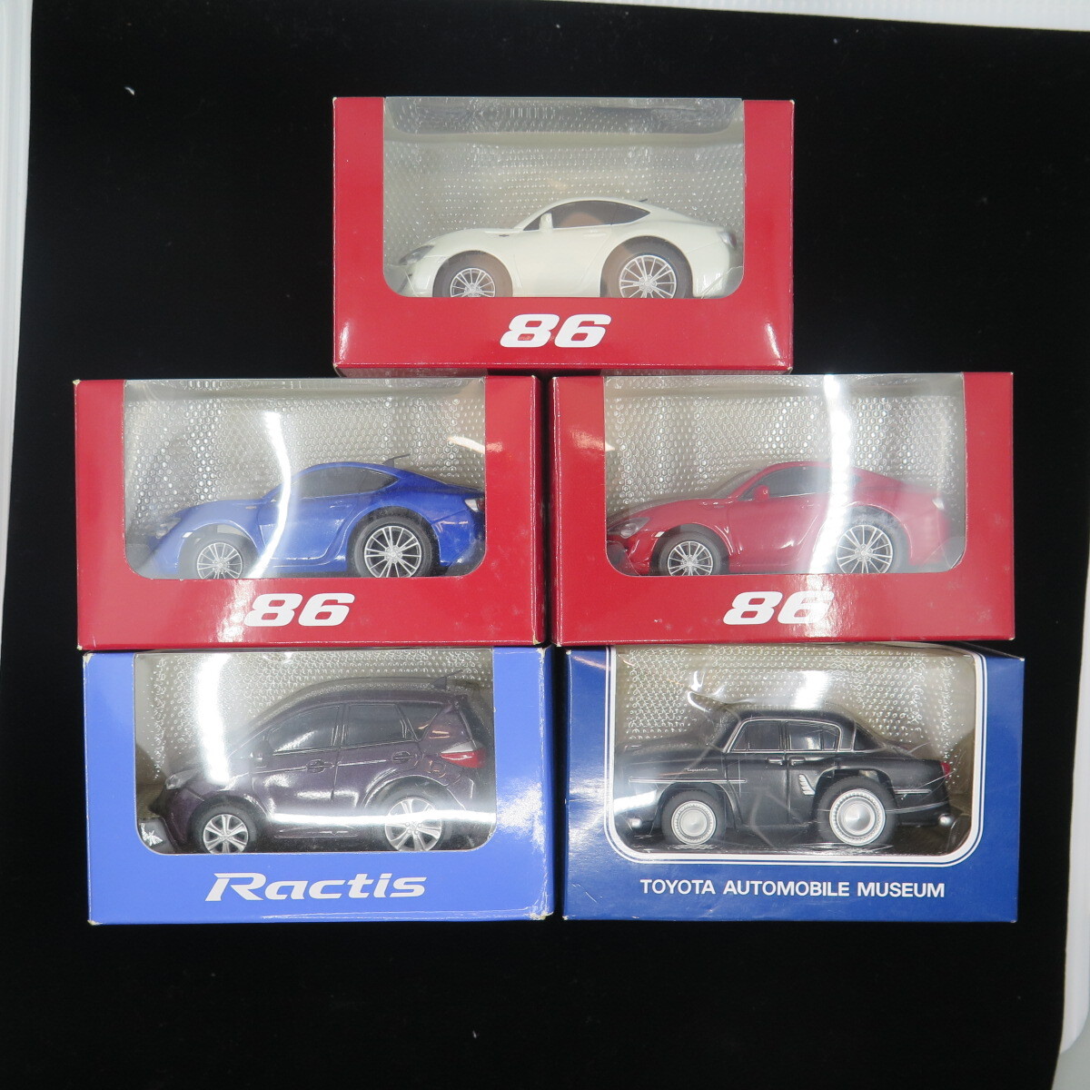 TOYOTA/トヨタ　ミニカー　86等まとめていろいろ　　プルバックミニカー　トヨタ博物館オリジナルプルバックカー　5台セット