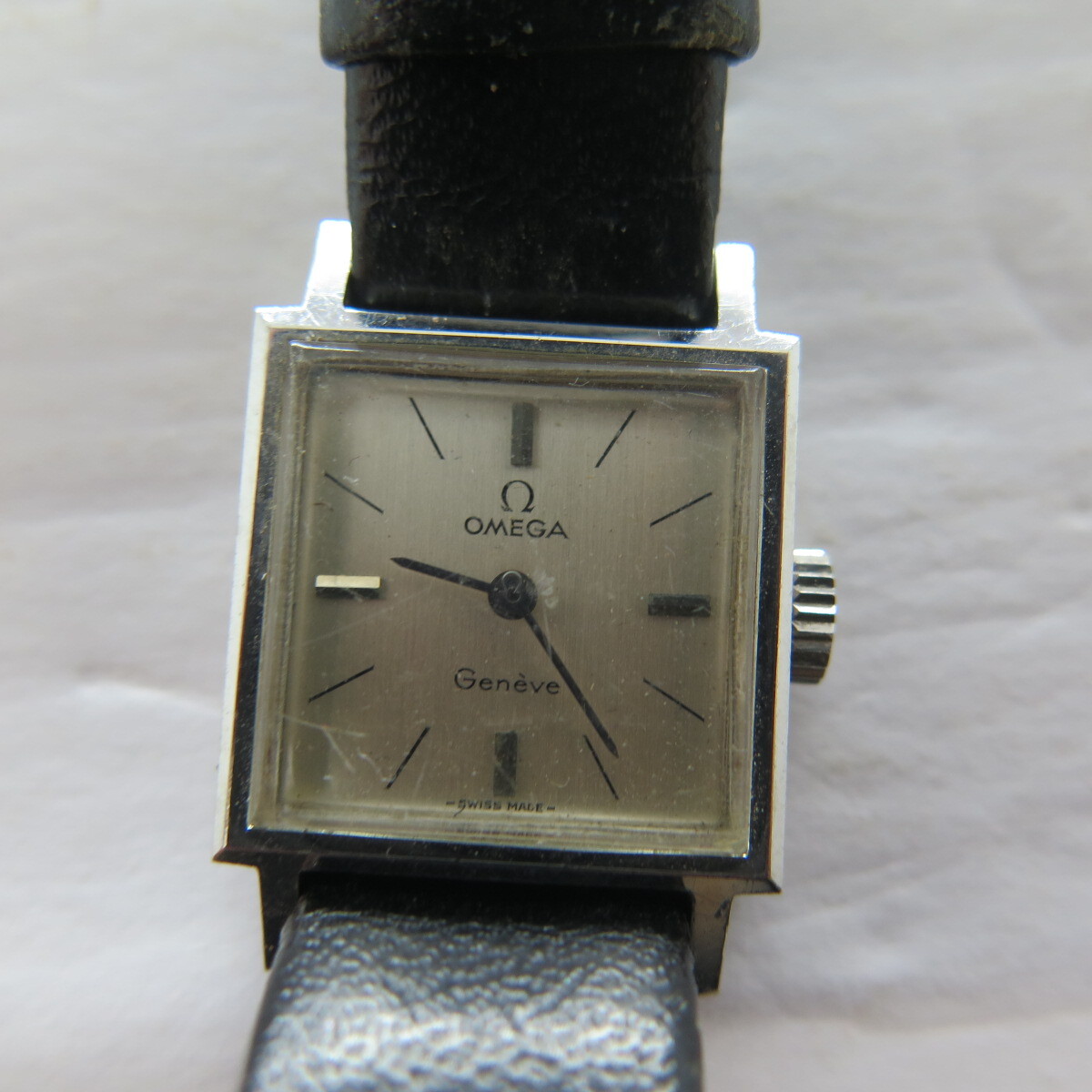 OMEGA/オメガ　Genve/ジュネーブ　手巻き　腕時計　スクエア型　レディース腕時計　稼働品