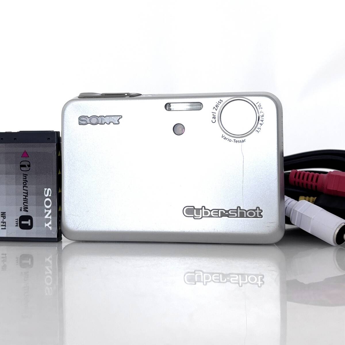 【ソニー】SONY Cyber-shot DSC-T3 シルバー コンパクトデジタルカメラ + バッテリー #U424